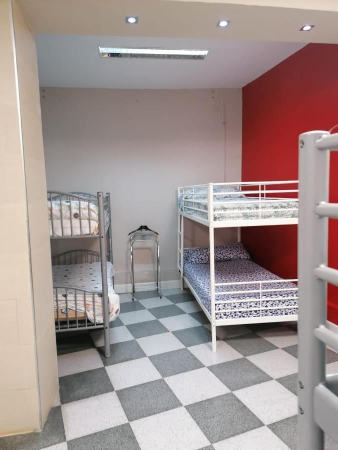Hostal Casa Rosa Madrid Exterior photo